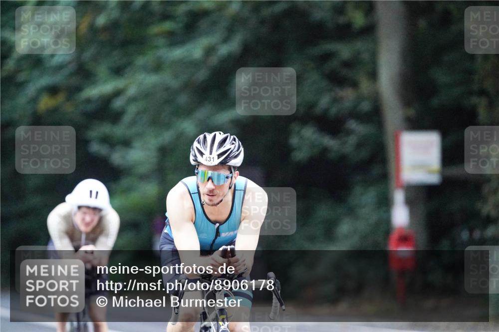 14.09.2025 - Stadtparktriathlon Michael Burmester http://msf.ph/oto/8906178 14.09.2025 09:06:11 Radfahren 335, 359, 431 meine-sportfotos.de