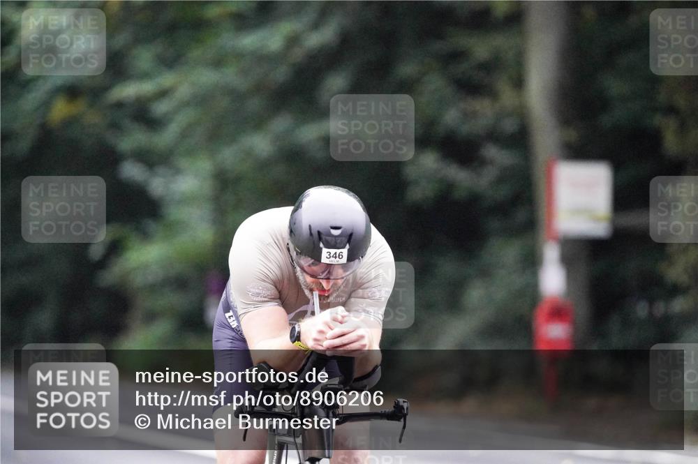 14.09.2025 - Stadtparktriathlon Michael Burmester http://msf.ph/oto/8906206 14.09.2025 09:06:28 Radfahren 331, 346, 386 meine-sportfotos.de