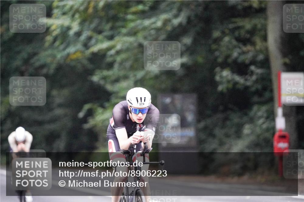 14.09.2025 - Stadtparktriathlon Michael Burmester http://msf.ph/oto/8906223 14.09.2025 09:06:48 Radfahren 334, 344, 374 meine-sportfotos.de