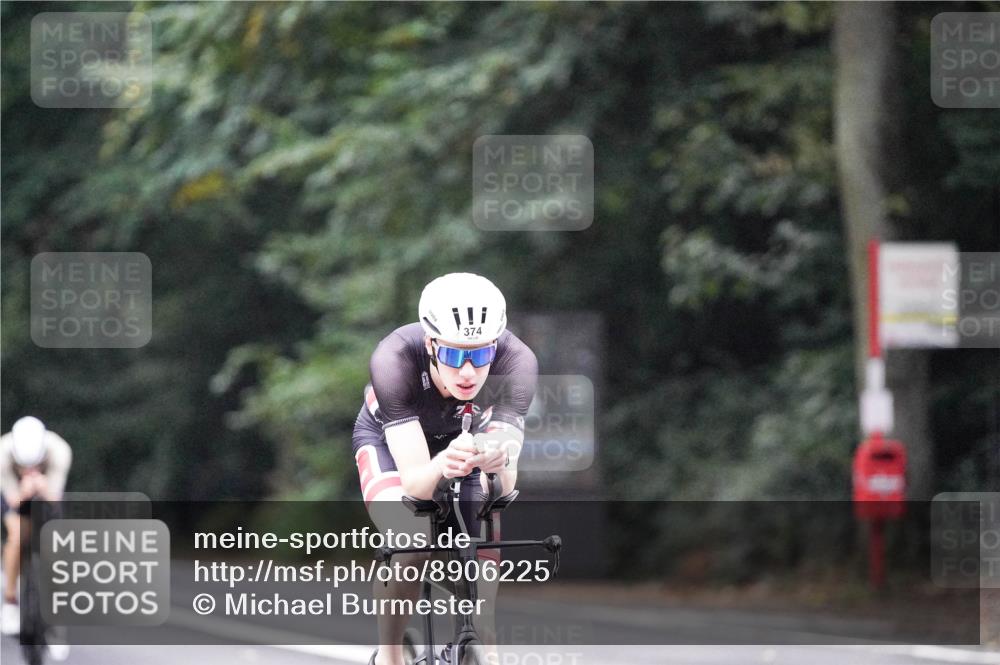 14.09.2025 - Stadtparktriathlon Michael Burmester http://msf.ph/oto/8906225 14.09.2025 09:06:48 Radfahren 334, 344, 374 meine-sportfotos.de
