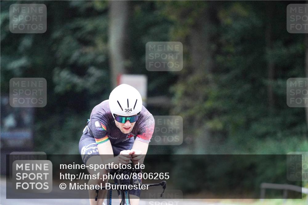 14.09.2025 - Stadtparktriathlon Michael Burmester http://msf.ph/oto/8906265 14.09.2025 09:07:40 Radfahren 304, 368, 404, 419, 425 meine-sportfotos.de