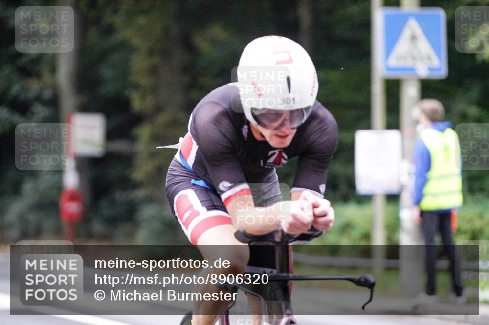 14.09.2025 - Stadtparktriathlon Michael Burmester http://msf.ph/oto/8906320 14.09.2025 09:08:29 Radfahren 301, 363, 371, 373, 381, 393, 400, 430 meine-sportfotos.de