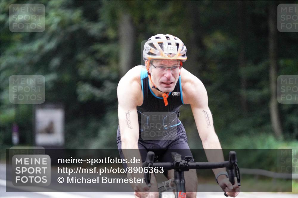 14.09.2025 - Stadtparktriathlon Michael Burmester http://msf.ph/oto/8906363 14.09.2025 09:08:41 Radfahren 318, 326, 339, 340, 342, 345, 347, 363, 365, 370, 383, 392, 410, 418, 437 meine-sportfotos.de