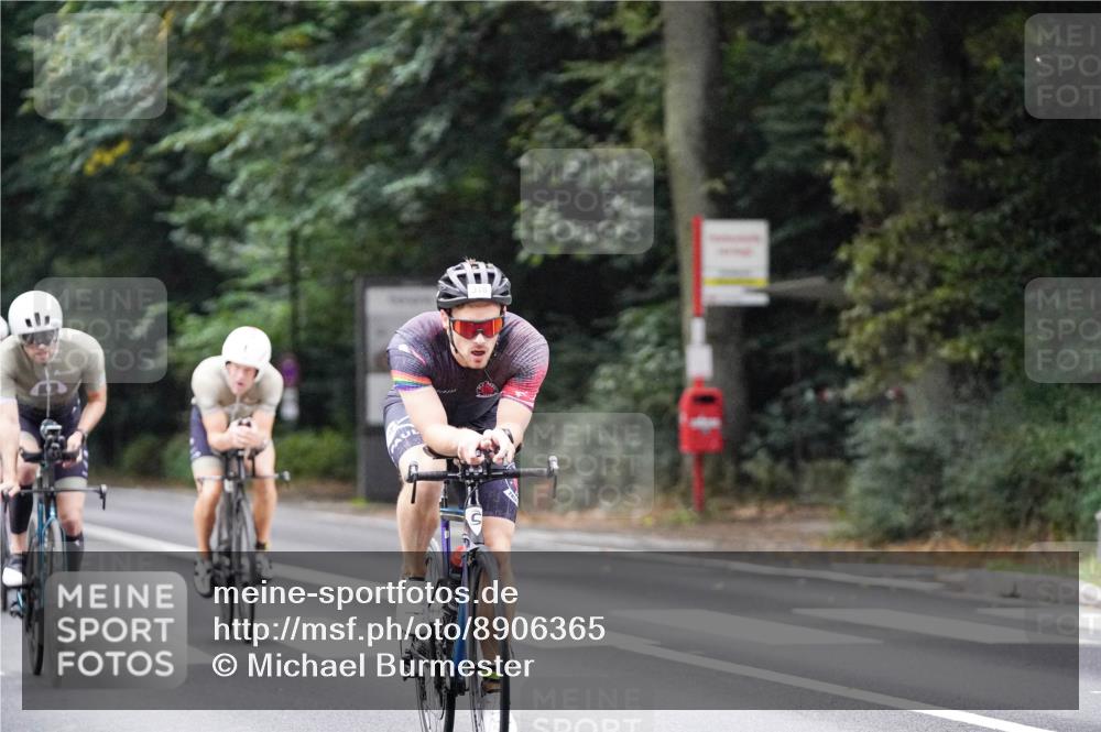 14.09.2025 - Stadtparktriathlon Michael Burmester http://msf.ph/oto/8906365 14.09.2025 09:08:42 Radfahren 318, 326, 339, 340, 342, 345, 347, 363, 365, 370, 383, 392, 410, 418, 437 meine-sportfotos.de