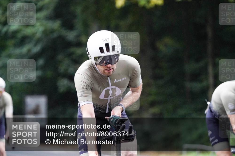 14.09.2025 - Stadtparktriathlon Michael Burmester http://msf.ph/oto/8906374 14.09.2025 09:08:44 Radfahren 318, 326, 339, 340, 342, 345, 347, 365, 370, 383, 392, 410, 418, 437 meine-sportfotos.de