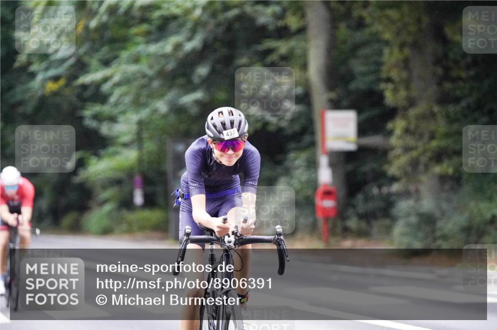 14.09.2025 - Stadtparktriathlon Michael Burmester http://msf.ph/oto/8906391 14.09.2025 09:08:49 Radfahren 339, 340, 342, 347, 365, 392, 410, 437 meine-sportfotos.de