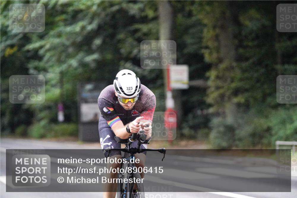 14.09.2025 - Stadtparktriathlon Michael Burmester http://msf.ph/oto/8906415 14.09.2025 09:09:08 Radfahren 323, 341, 352, 353, 375 meine-sportfotos.de