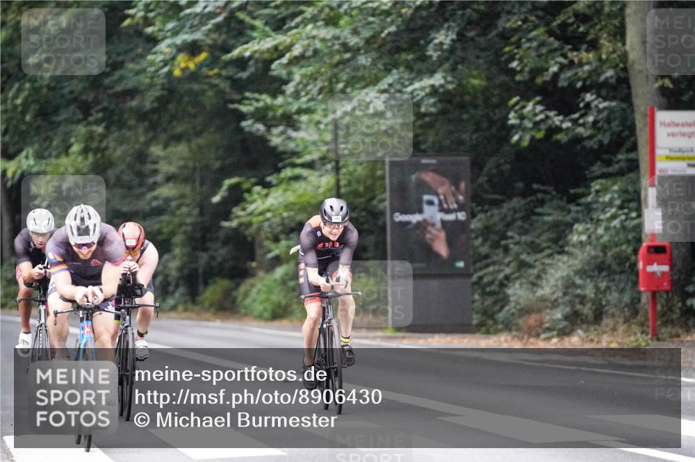 14.09.2025 - Stadtparktriathlon Michael Burmester http://msf.ph/oto/8906430 14.09.2025 09:09:24 Radfahren 337, 349, 354, 361, 376, 379, 398, 451 meine-sportfotos.de
