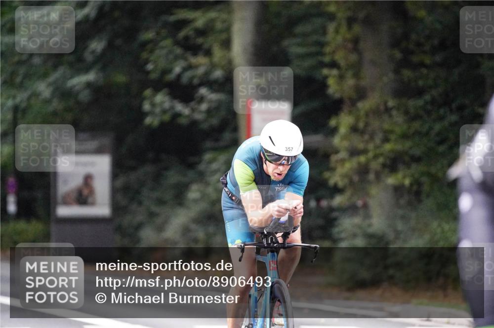 14.09.2025 - Stadtparktriathlon Michael Burmester http://msf.ph/oto/8906493 14.09.2025 09:10:05 Radfahren 311, 315, 328, 348, 350, 357, 387, 413, 414 meine-sportfotos.de