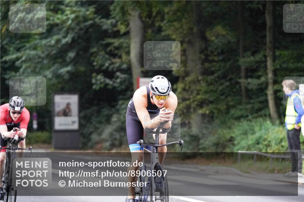 14.09.2025 - Stadtparktriathlon Michael Burmester http://msf.ph/oto/8906507 14.09.2025 09:10:08 Radfahren 311, 315, 328, 348, 350, 357, 387, 391, 413, 414 meine-sportfotos.de