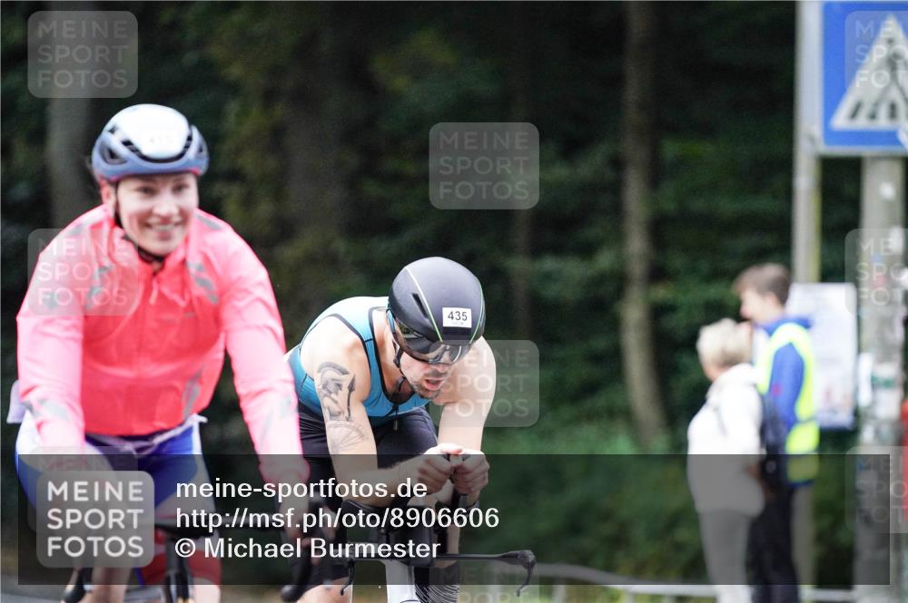 14.09.2025 - Stadtparktriathlon Michael Burmester http://msf.ph/oto/8906606 14.09.2025 09:10:56 Radfahren 302, 360, 382, 415, 421, 435 meine-sportfotos.de