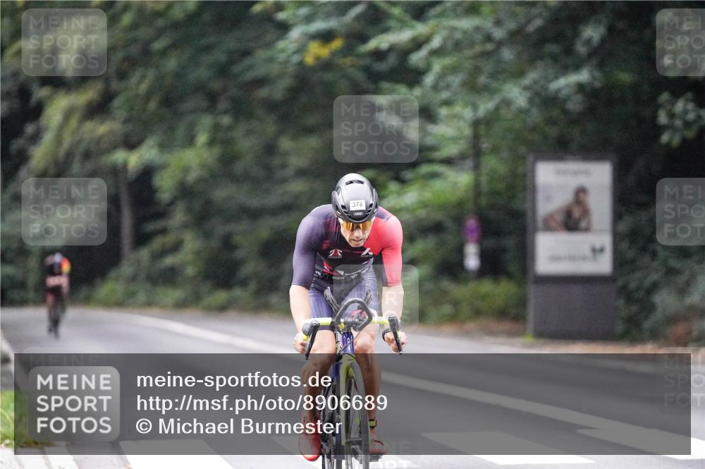 14.09.2025 - Stadtparktriathlon Michael Burmester http://msf.ph/oto/8906689 14.09.2025 09:11:30 Radfahren 316, 321, 378, 405, 423 meine-sportfotos.de