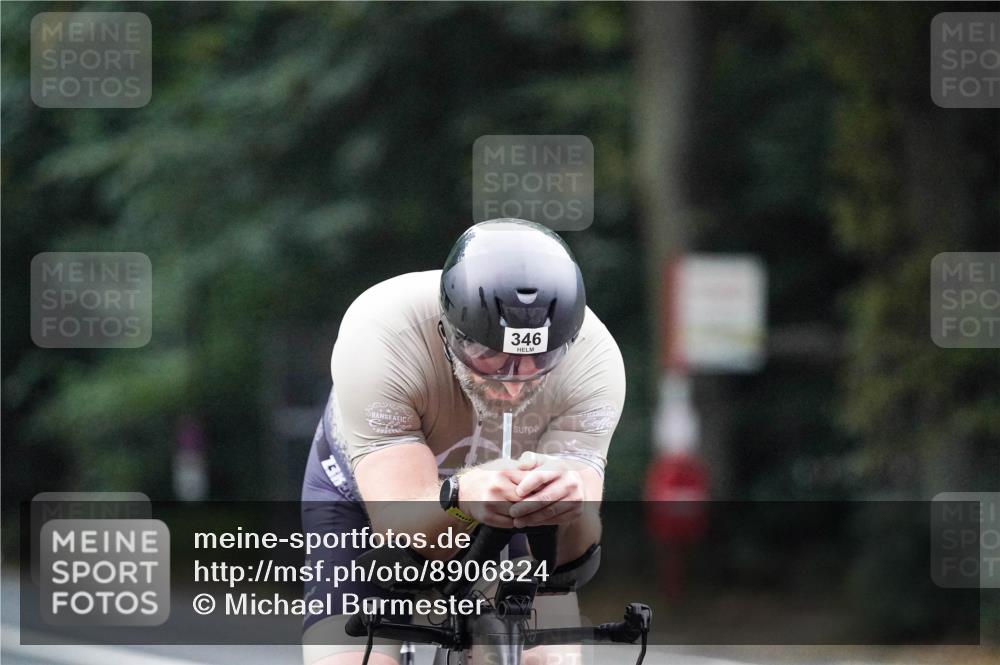 14.09.2025 - Stadtparktriathlon Michael Burmester http://msf.ph/oto/8906824 14.09.2025 09:13:37 Radfahren 304, 346, 386, 425 meine-sportfotos.de