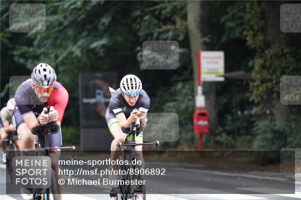 14.09.2025 - Stadtparktriathlon Michael Burmester http://msf.ph/oto/8906892 14.09.2025 09:14:33 Radfahren 301, 318, 326, 340, 345, 347, 363, 370, 371, 373, 377, 380, 381, 389, 401, 404 meine-sportfotos.de