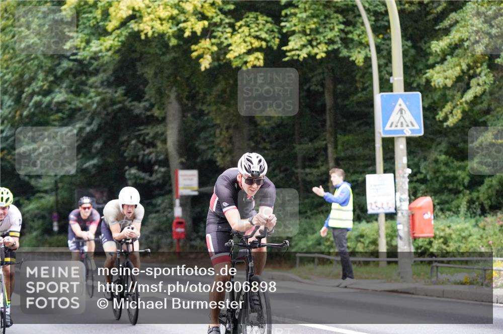 14.09.2025 - Stadtparktriathlon Michael Burmester http://msf.ph/oto/8906898 14.09.2025 09:14:35 Radfahren 301, 318, 326, 340, 345, 347, 363, 370, 371, 373, 377, 380, 381, 401, 404 meine-sportfotos.de