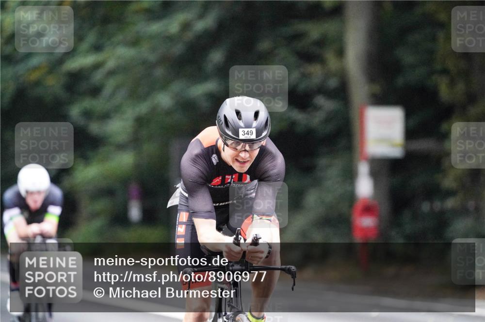 14.09.2025 - Stadtparktriathlon Michael Burmester http://msf.ph/oto/8906977 14.09.2025 09:15:29 Radfahren 337, 341, 349, 379, 392, 418 meine-sportfotos.de