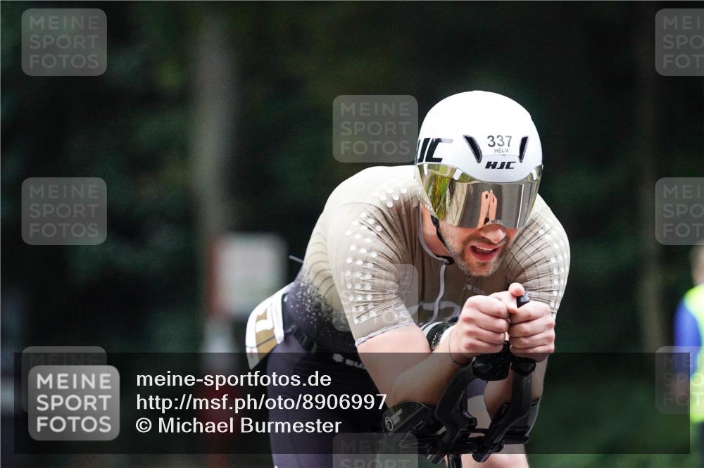 14.09.2025 - Stadtparktriathlon Michael Burmester http://msf.ph/oto/8906997 14.09.2025 09:15:38 Radfahren 315, 337, 354, 392, 418, 437, 451, 487 meine-sportfotos.de