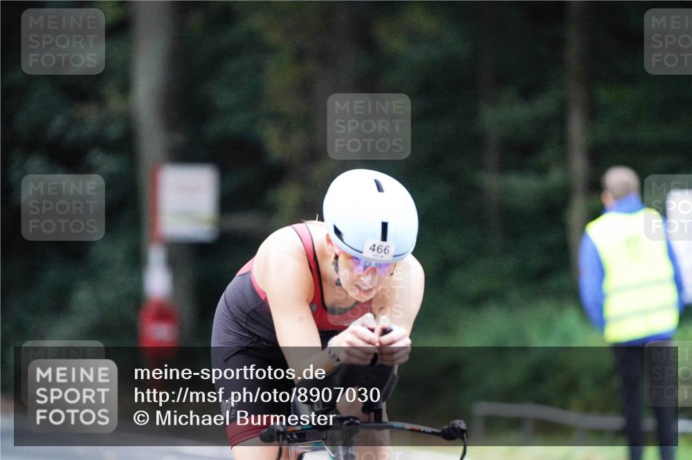 14.09.2025 - Stadtparktriathlon Michael Burmester http://msf.ph/oto/8907030 14.09.2025 09:15:57 Radfahren 357, 376, 398, 434, 466, 488 meine-sportfotos.de