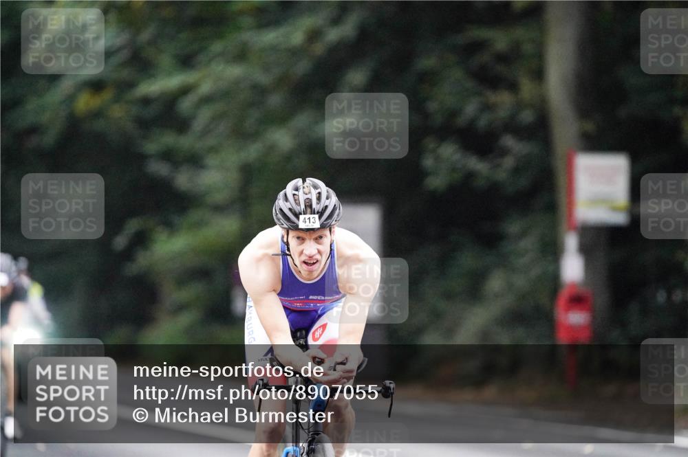 14.09.2025 - Stadtparktriathlon Michael Burmester http://msf.ph/oto/8907055 14.09.2025 09:16:11 Radfahren 311, 348, 413, 414, 432, 488 meine-sportfotos.de