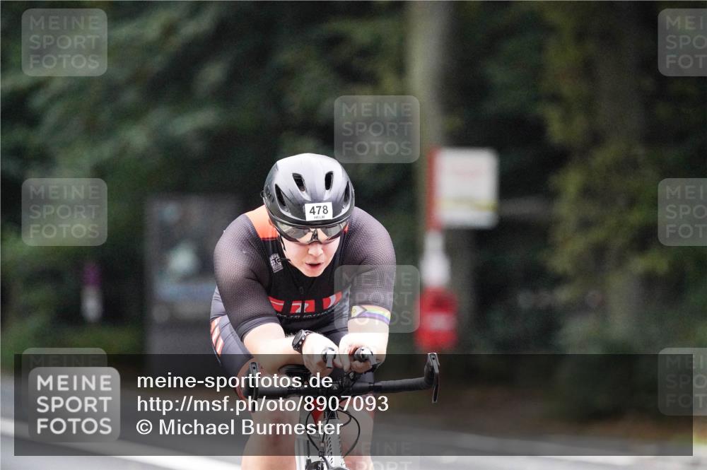 14.09.2025 - Stadtparktriathlon Michael Burmester http://msf.ph/oto/8907093 14.09.2025 09:16:30 Radfahren 328, 330, 355, 367, 478 meine-sportfotos.de