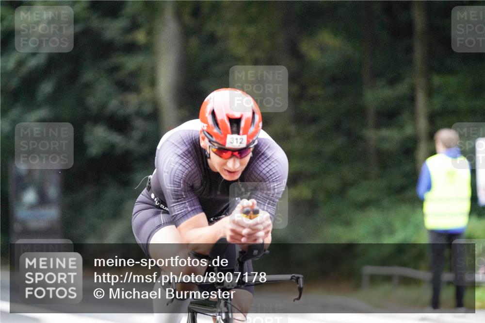 14.09.2025 - Stadtparktriathlon Michael Burmester http://msf.ph/oto/8907178 14.09.2025 09:17:15 Radfahren 312, 325, 360, 369, 391, 408, 416, 463 meine-sportfotos.de