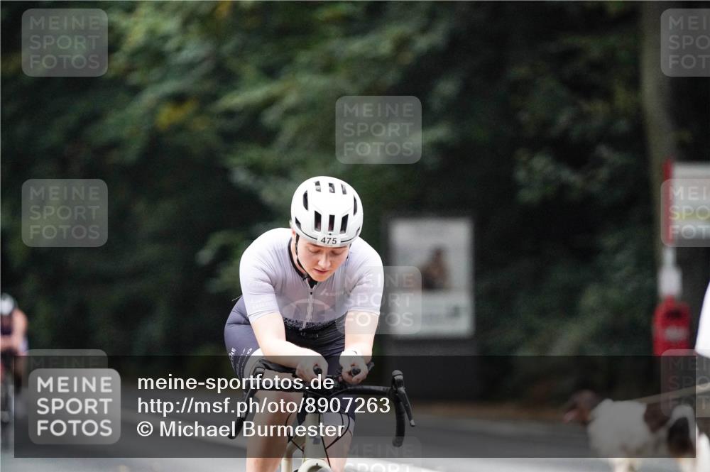 14.09.2025 - Stadtparktriathlon Michael Burmester http://msf.ph/oto/8907263 14.09.2025 09:18:01 Radfahren 307, 321, 322, 332, 412, 475 meine-sportfotos.de