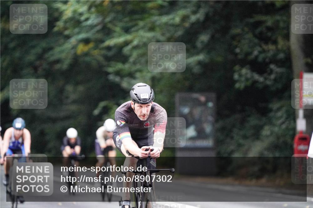 14.09.2025 - Stadtparktriathlon Michael Burmester http://msf.ph/oto/8907302 14.09.2025 09:18:19 Radfahren 317, 344, 395, 420, 456, 459, 468, 481 meine-sportfotos.de