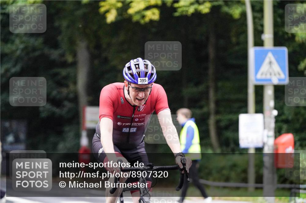 14.09.2025 - Stadtparktriathlon Michael Burmester http://msf.ph/oto/8907320 14.09.2025 09:18:24 Radfahren 317, 344, 374, 395, 456, 468, 481 meine-sportfotos.de