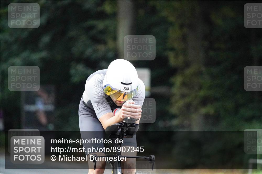 14.09.2025 - Stadtparktriathlon Michael Burmester http://msf.ph/oto/8907345 14.09.2025 09:18:40 Radfahren 302, 316, 358, 455, 493, 499 meine-sportfotos.de