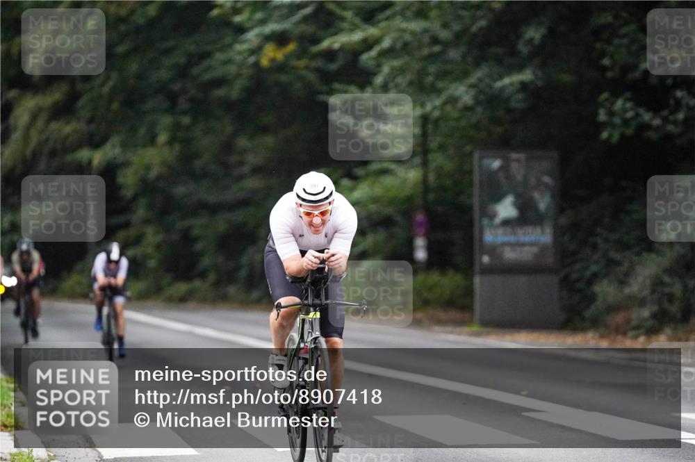 14.09.2025 - Stadtparktriathlon Michael Burmester http://msf.ph/oto/8907418 14.09.2025 09:19:15 Radfahren 338, 397, 431, 464, 471, 480 meine-sportfotos.de
