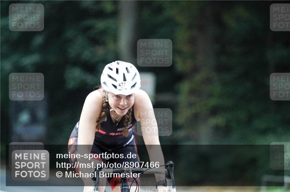 14.09.2025 - Stadtparktriathlon Michael Burmester http://msf.ph/oto/8907466 14.09.2025 09:19:32 Radfahren 425, 439, 443, 467, 477, 479, 486, 492, 494, 495 meine-sportfotos.de