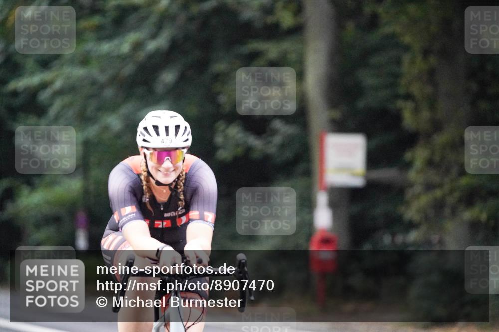 14.09.2025 - Stadtparktriathlon Michael Burmester http://msf.ph/oto/8907470 14.09.2025 09:19:33 Radfahren 425, 439, 443, 477, 479, 492, 494, 495, 497 meine-sportfotos.de