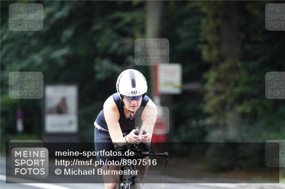 14.09.2025 - Stadtparktriathlon Michael Burmester http://msf.ph/oto/8907516 14.09.2025 09:19:54 Radfahren 306, 366, 438, 442, 485 meine-sportfotos.de