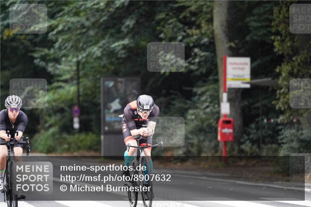 14.09.2025 - Stadtparktriathlon Michael Burmester http://msf.ph/oto/8907632 14.09.2025 09:20:56 Radfahren 353, 498 meine-sportfotos.de