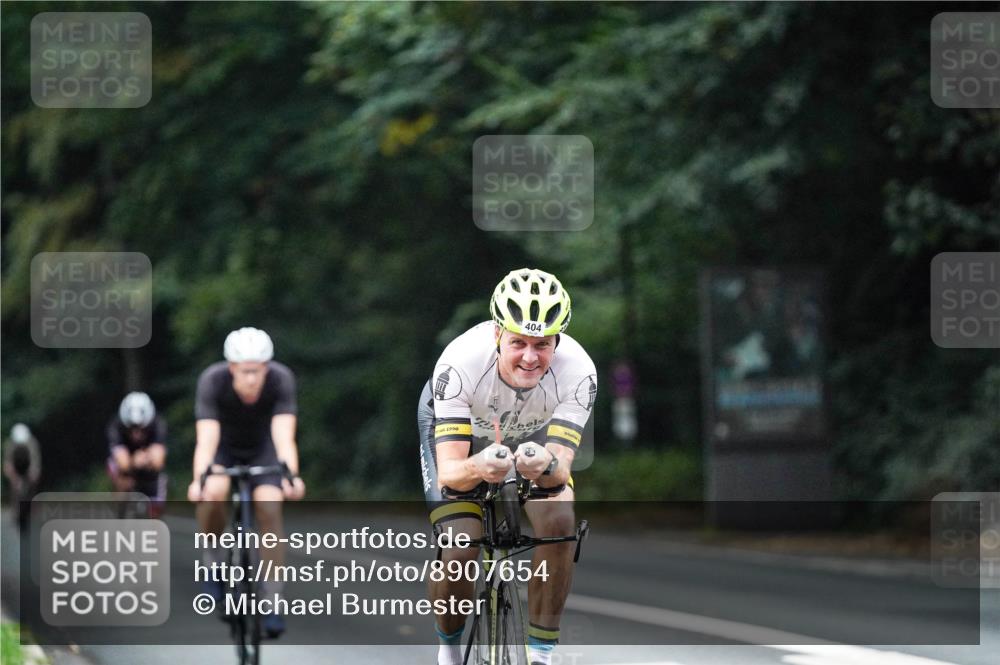 14.09.2025 - Stadtparktriathlon Michael Burmester http://msf.ph/oto/8907654 14.09.2025 09:21:08 Radfahren 339, 342, 380, 401, 404, 473, 500 meine-sportfotos.de