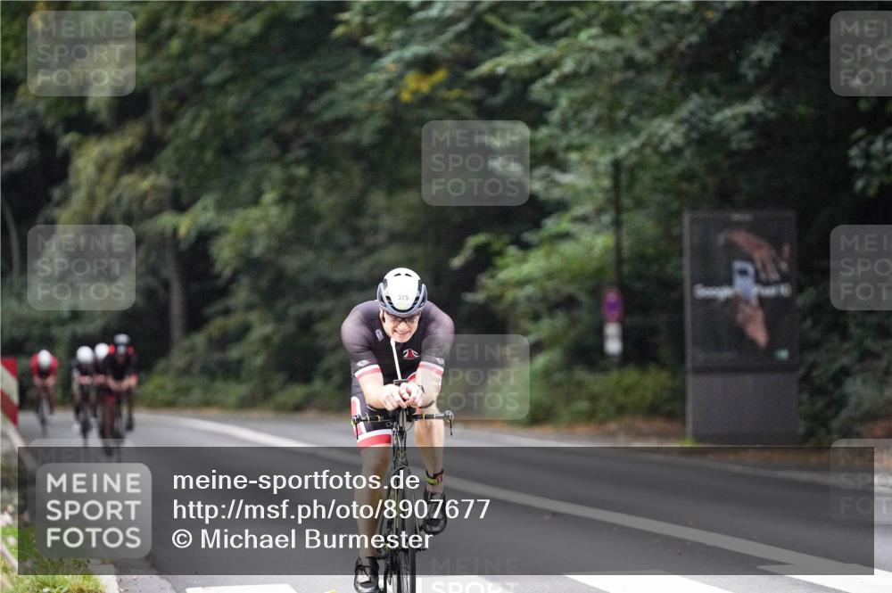 14.09.2025 - Stadtparktriathlon Michael Burmester http://msf.ph/oto/8907677 14.09.2025 09:21:27 Radfahren 323, 349, 352, 362, 375, 379, 393 meine-sportfotos.de