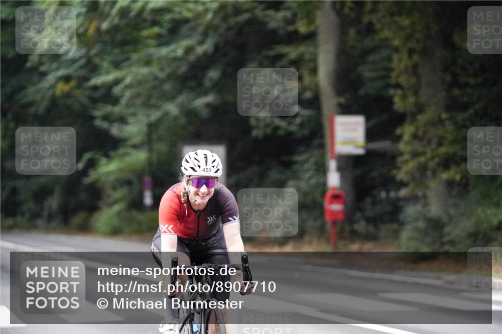 14.09.2025 - Stadtparktriathlon Michael Burmester http://msf.ph/oto/8907710 14.09.2025 09:21:43 Radfahren 337, 365, 383, 400, 430, 450, 504 meine-sportfotos.de