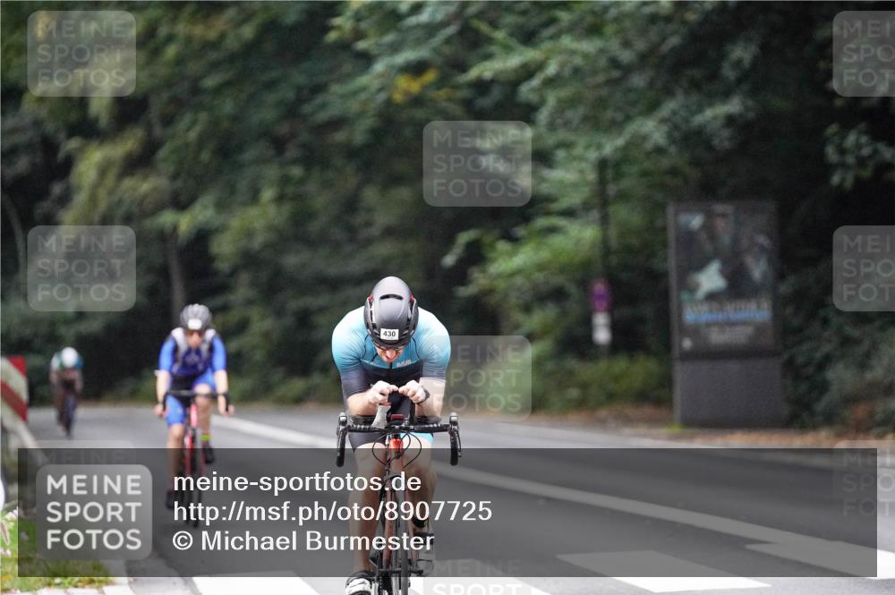 14.09.2025 - Stadtparktriathlon Michael Burmester http://msf.ph/oto/8907725 14.09.2025 09:21:51 Radfahren 337, 354, 357, 430, 458, 504 meine-sportfotos.de