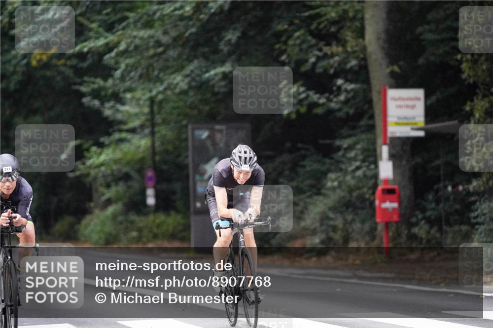 14.09.2025 - Stadtparktriathlon Michael Burmester http://msf.ph/oto/8907768 14.09.2025 09:22:17 Radfahren 311, 348, 361, 392, 398, 413, 414, 432, 487 meine-sportfotos.de