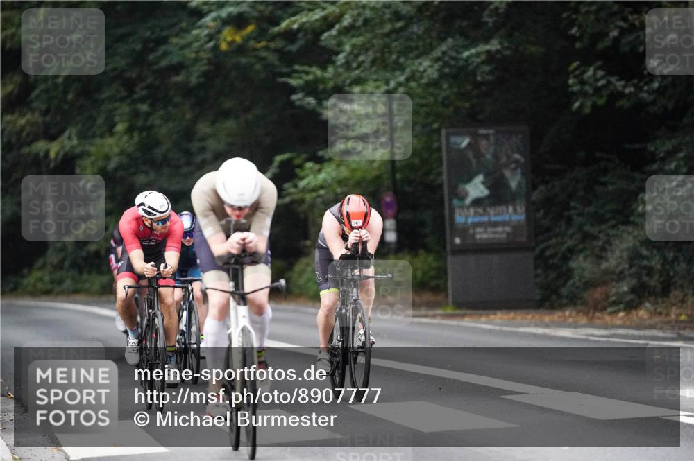 14.09.2025 - Stadtparktriathlon Michael Burmester http://msf.ph/oto/8907777 14.09.2025 09:22:19 Radfahren 311, 348, 361, 392, 398, 413, 414, 432, 487 meine-sportfotos.de