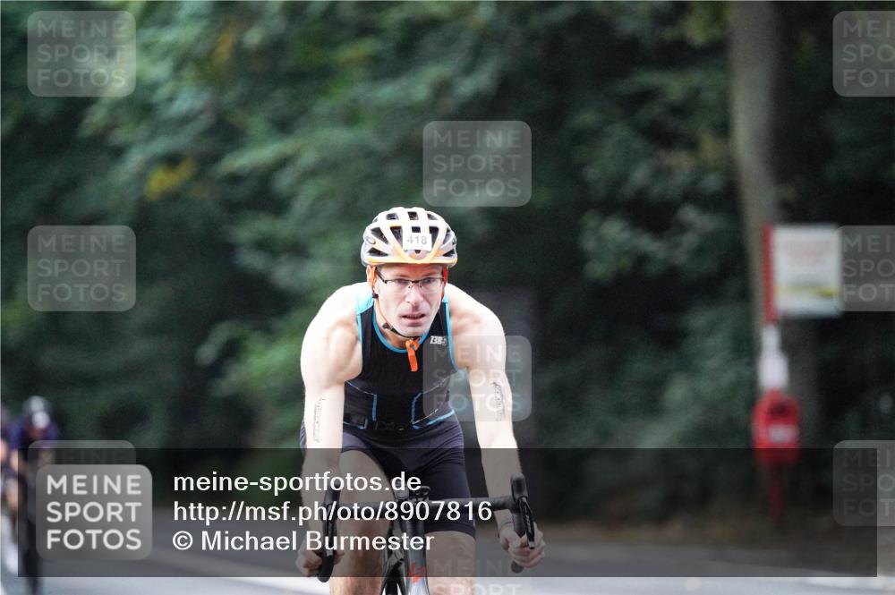 14.09.2025 - Stadtparktriathlon Michael Burmester http://msf.ph/oto/8907816 14.09.2025 09:22:34 Radfahren 367, 376, 418, 435, 437, 466 meine-sportfotos.de