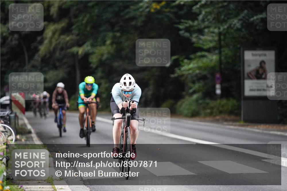 14.09.2025 - Stadtparktriathlon Michael Burmester http://msf.ph/oto/8907871 14.09.2025 09:23:09 Radfahren 408, 416, 434, 446, 460, 462, 484, 501 meine-sportfotos.de