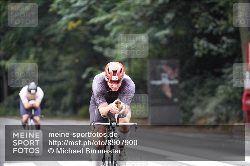 14.09.2025 - Stadtparktriathlon Michael Burmester http://msf.ph/oto/8907900 14.09.2025 09:23:18 Radfahren 312, 402, 408, 416, 446, 501 meine-sportfotos.de