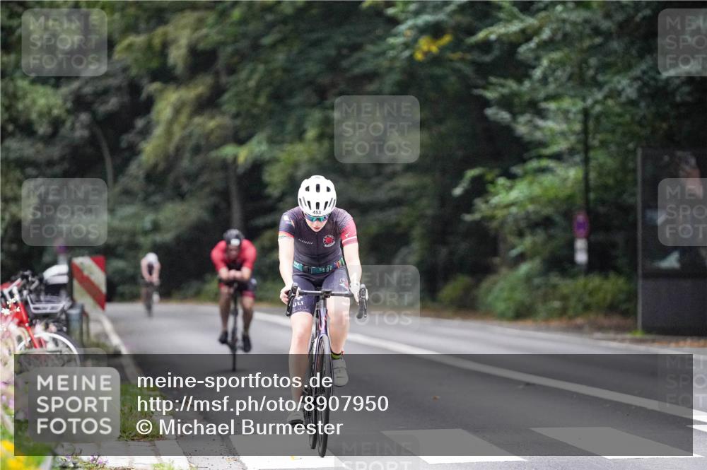 14.09.2025 - Stadtparktriathlon Michael Burmester http://msf.ph/oto/8907950 14.09.2025 09:23:52 Radfahren 394, 453 meine-sportfotos.de