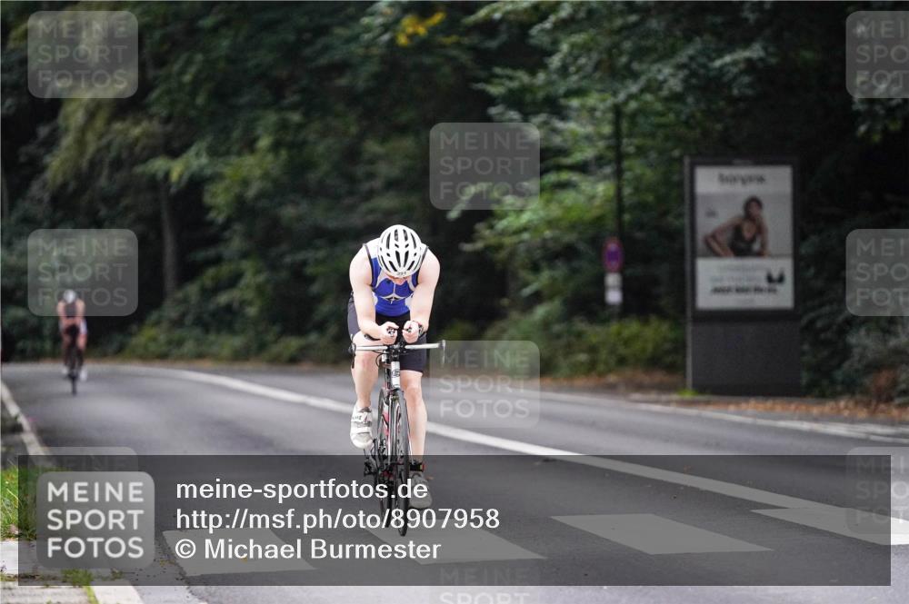 14.09.2025 - Stadtparktriathlon Michael Burmester http://msf.ph/oto/8907958 14.09.2025 09:24:00 Radfahren 391, 394, 412 meine-sportfotos.de