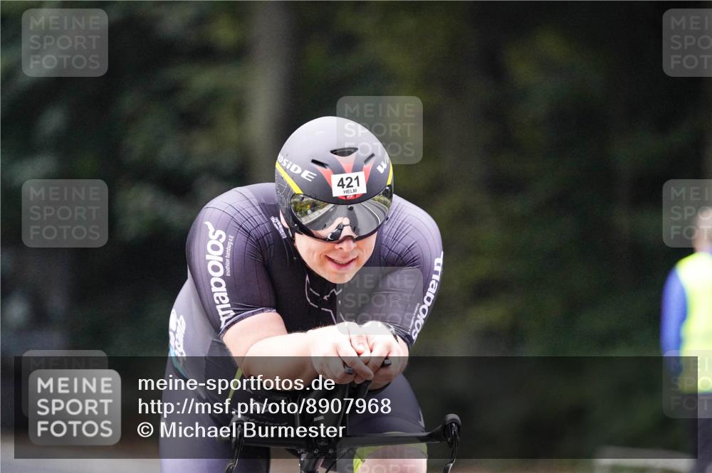 14.09.2025 - Stadtparktriathlon Michael Burmester http://msf.ph/oto/8907968 14.09.2025 09:24:21 Radfahren 421 meine-sportfotos.de
