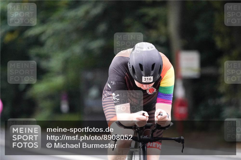 14.09.2025 - Stadtparktriathlon Michael Burmester http://msf.ph/oto/8908052 14.09.2025 09:25:35 Radfahren 316, 422, 425, 431, 481, 483, 499 meine-sportfotos.de