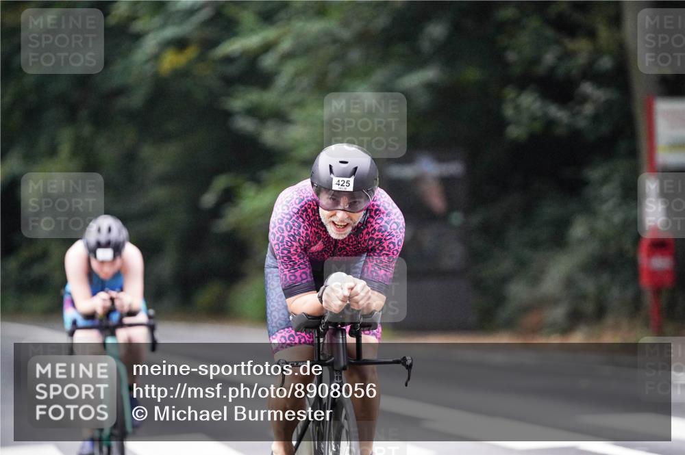 14.09.2025 - Stadtparktriathlon Michael Burmester http://msf.ph/oto/8908056 14.09.2025 09:25:37 Radfahren 316, 425, 431, 481, 483 meine-sportfotos.de