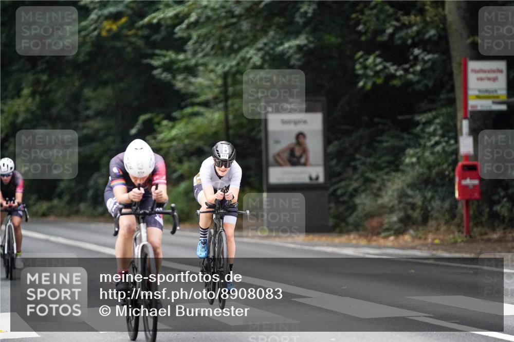 14.09.2025 - Stadtparktriathlon Michael Burmester http://msf.ph/oto/8908083 14.09.2025 09:25:57 Radfahren 454, 455, 471 meine-sportfotos.de