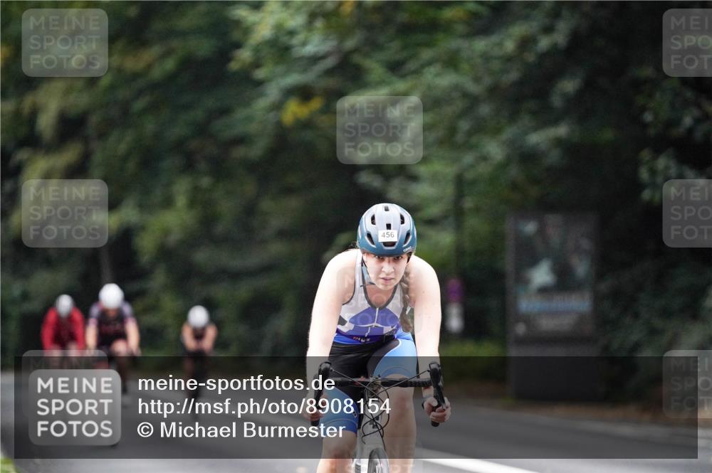 14.09.2025 - Stadtparktriathlon Michael Burmester http://msf.ph/oto/8908154 14.09.2025 09:26:41 Radfahren 302, 306, 338, 442, 456, 479 meine-sportfotos.de